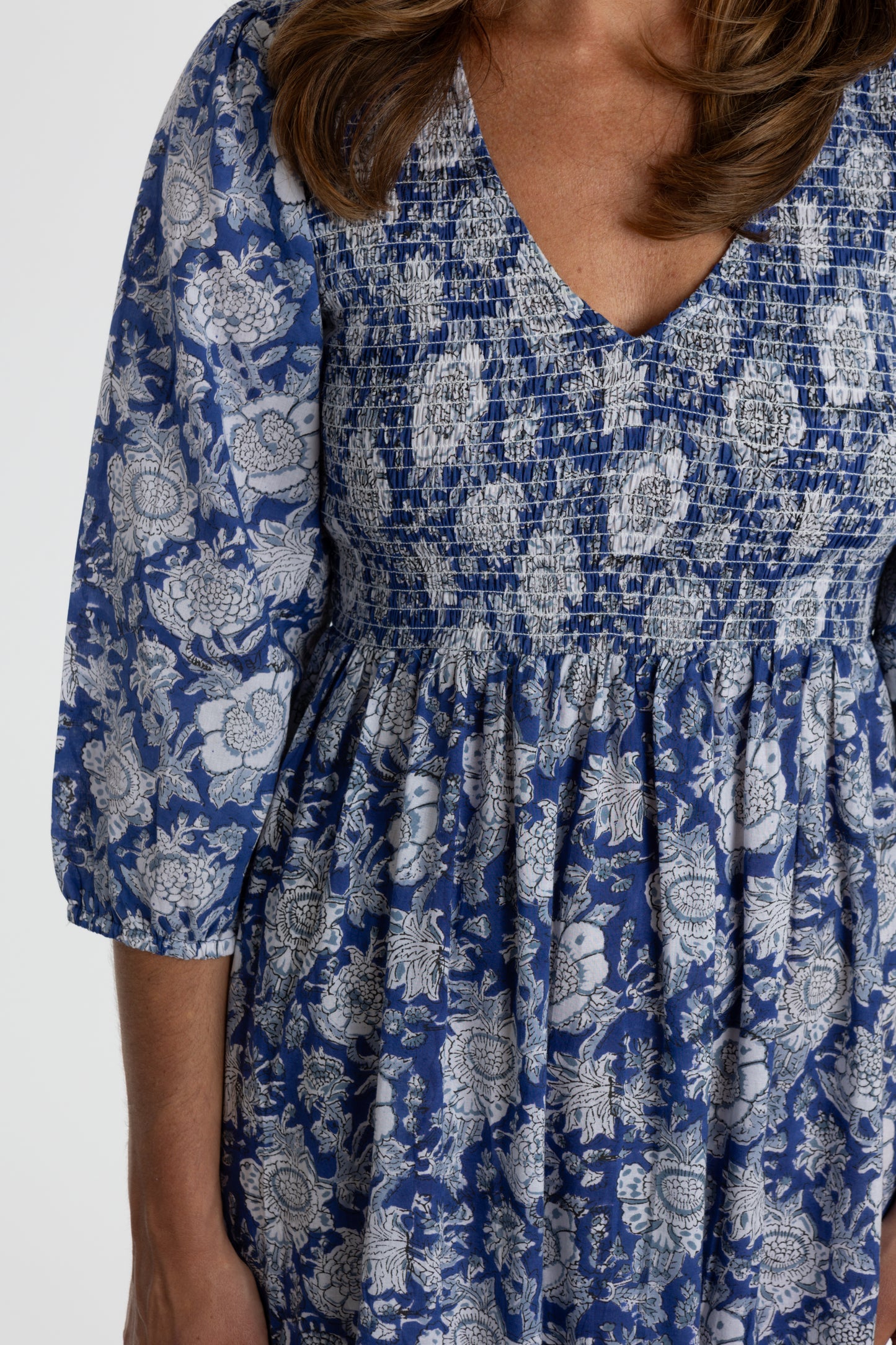 Isaura Midi Blue Lace Block