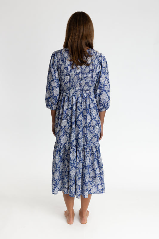 Isaura Midi Blue Lace Block