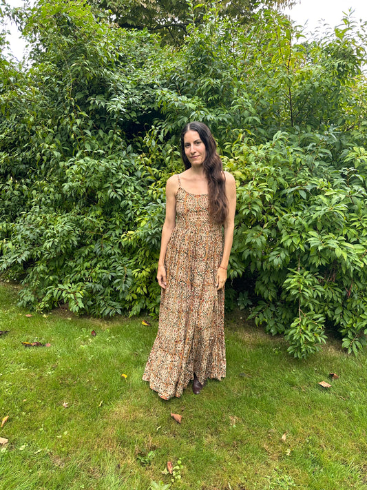 Mae Dress Chestnut Garden Block